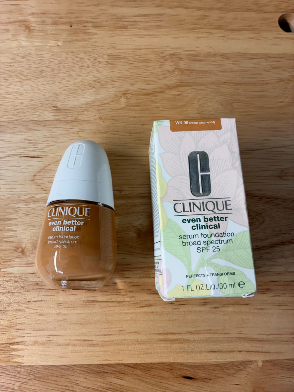 Clinique Even Better Clinical Serum Liquid Foundation WN 98 cream caramel (M)new